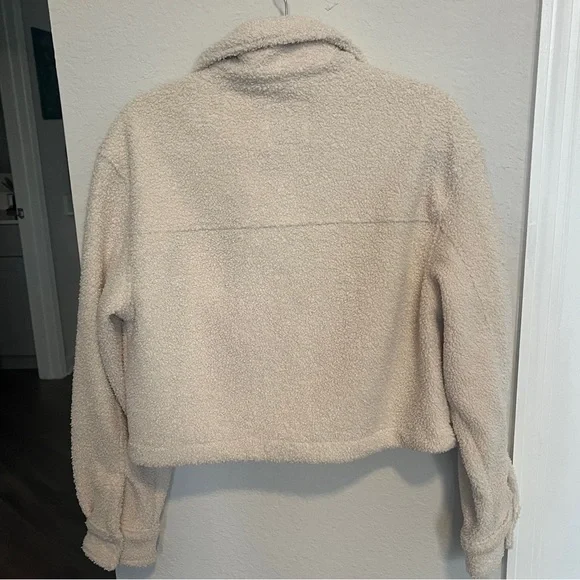 Abercrombie cream Tan Teddy Jacket - Picture 3 of 3